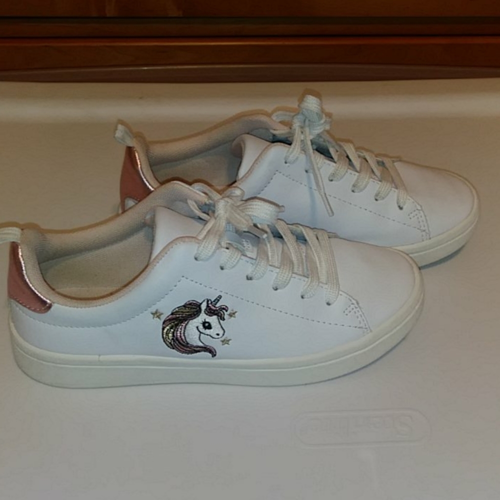 Girls white and rose gold unicorn shoes